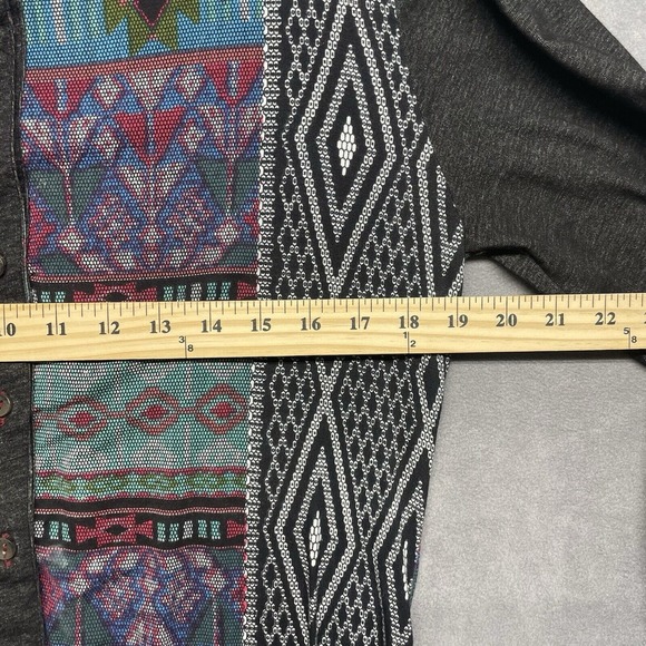 Woman's Parsley & Sage Large Button Down Colorful Rayon Light Weight Aztec Color - Picture 4 of 6